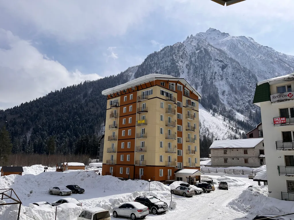 Квартира Апартамент (корпус) Пихта — аренда посуточно в Домбай