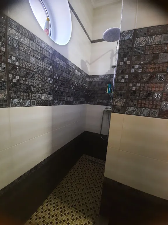 Дом у моря со всеми удобствами, в 2 минутах пешком до берега