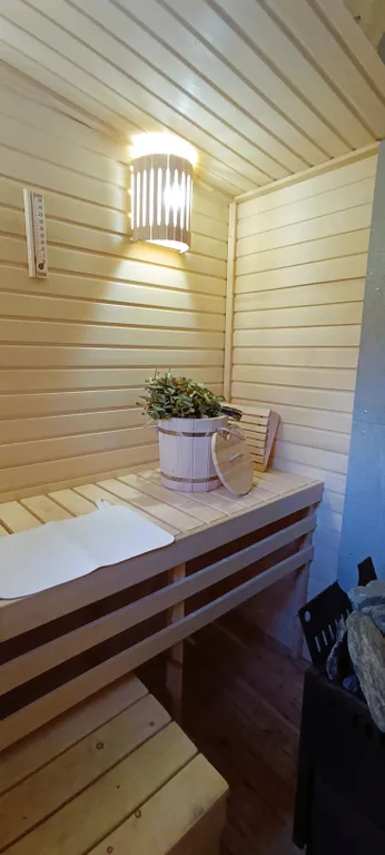 Новый гостевой дом и баня у Горного парка