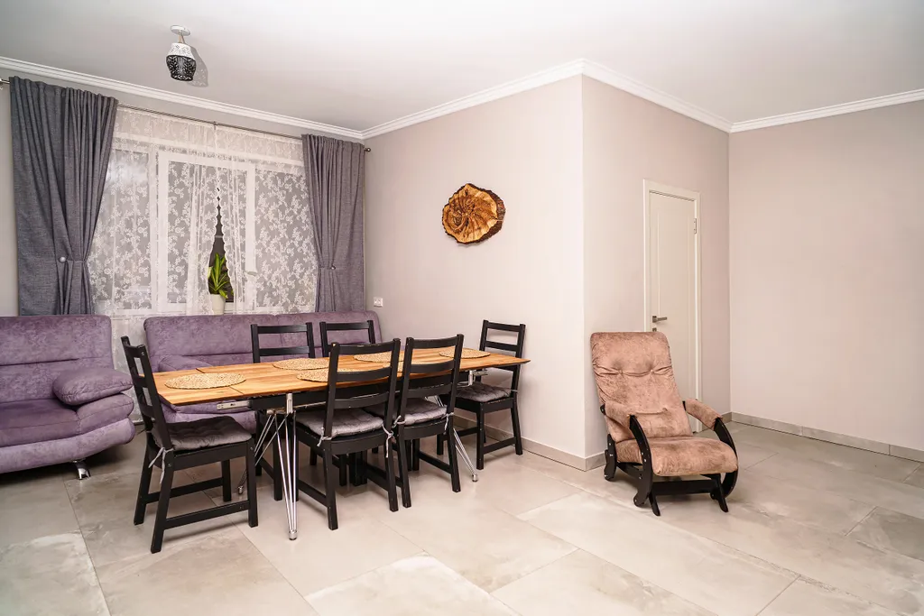 Гостевой дом и кедровая баня на Алтайской