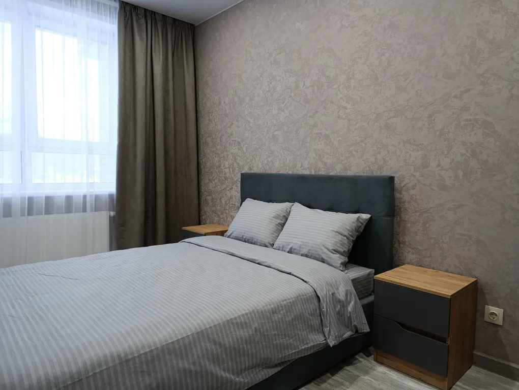 Квартира Стильные апартаменты в тихoм цeнтрe Пepми — аренда посуточно в Пермь