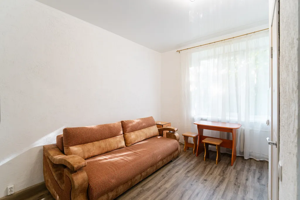 Квартира Уютная студия рядом с парком — аренда посуточно в Омск