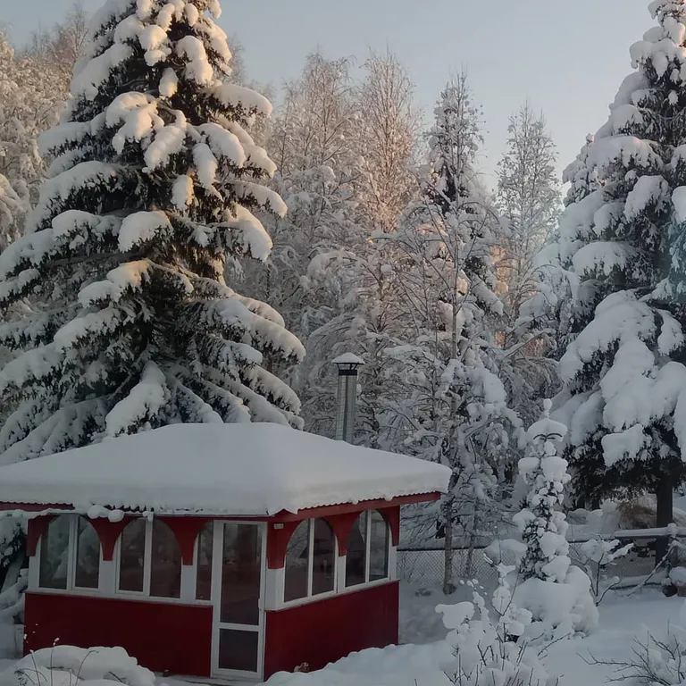 Уютный семейный домик в тихом месте