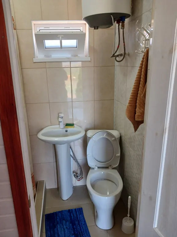 Коттедж Однокомнатный домик — Кучугуры