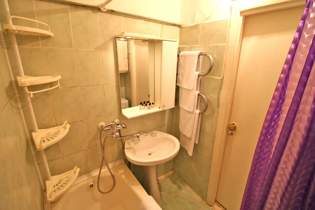 Квартира Теплая 2-комнатная квартира у поликлиники Мегаполис — Кириши