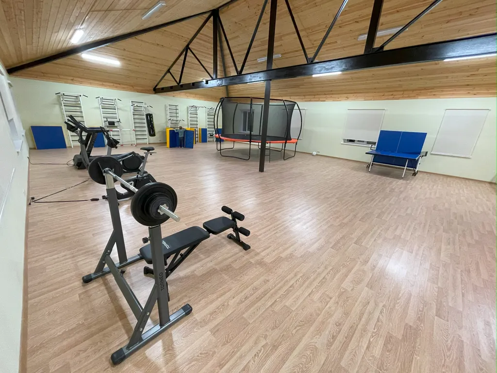 Коттедж Коттедж у леса с бассейном — Белоозёрский