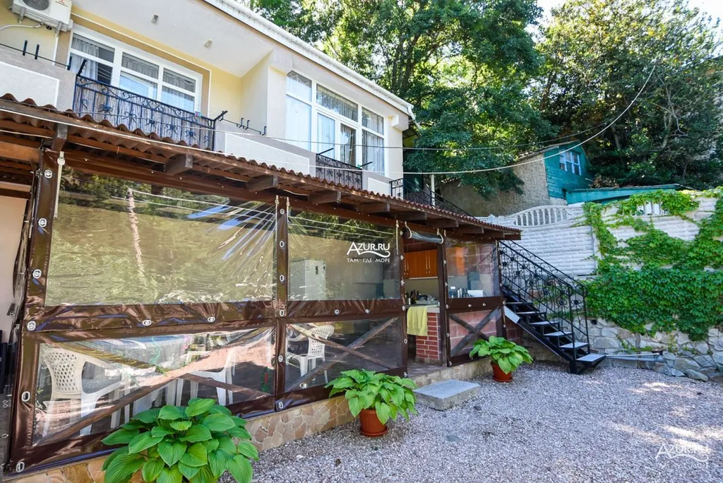 Уютный двухместный номер с видом на горы