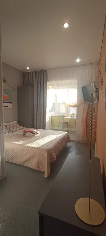 Комната возле моря