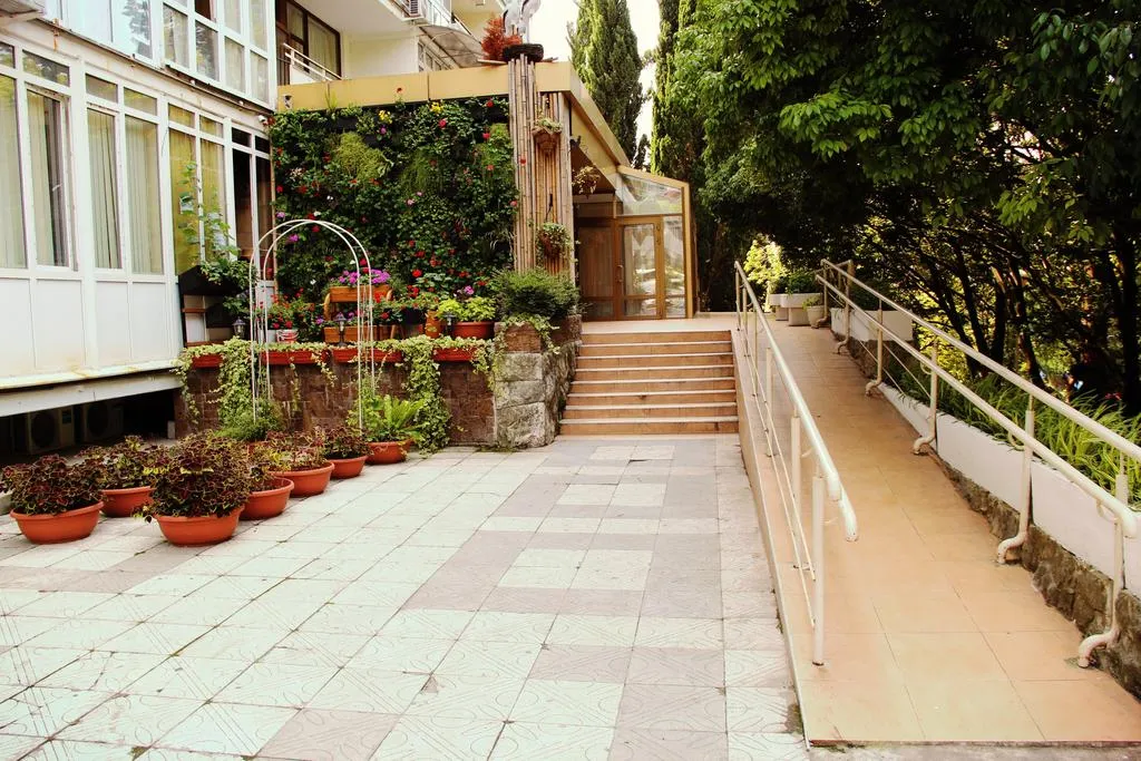 Квартира Апартаменты Светлана-Центр с видом на сад магнолий — Сочи