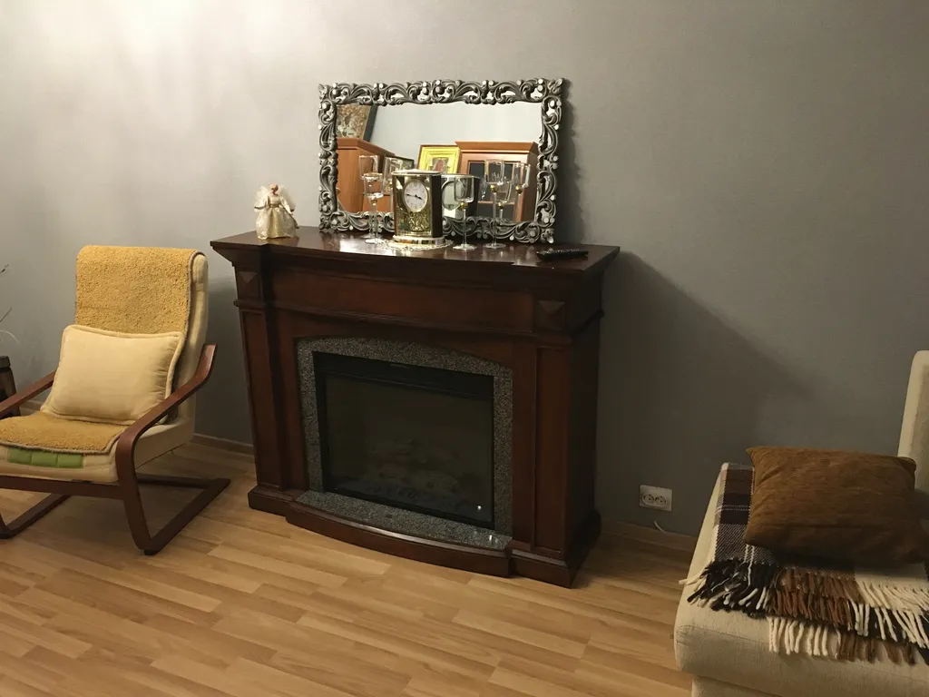 Большой дом с парковочным местом