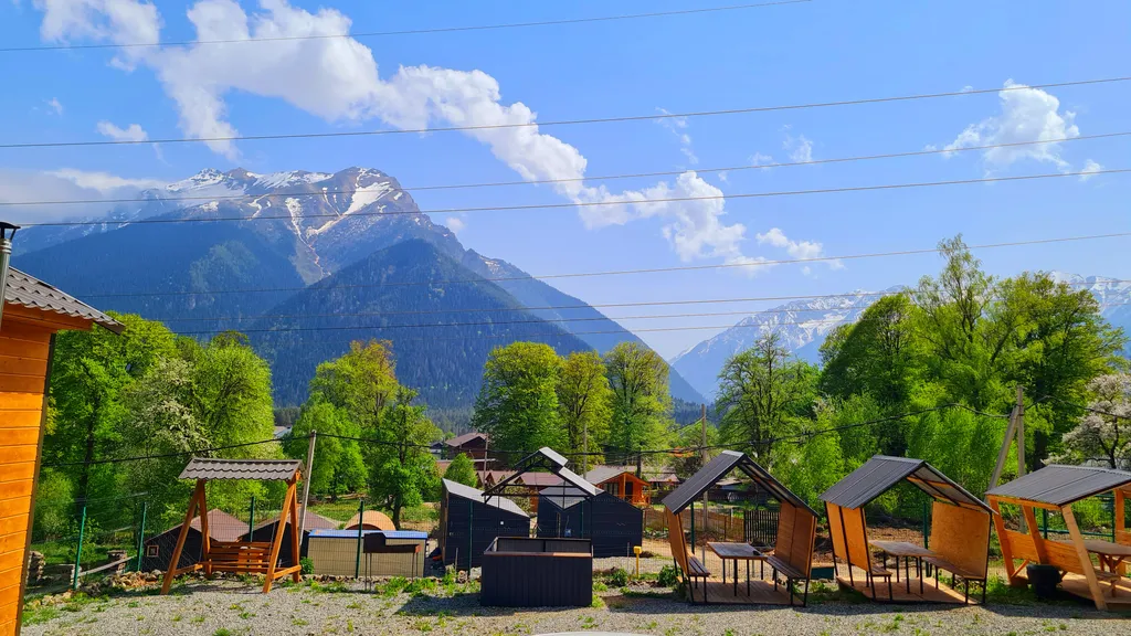 Экодомик с великолепным видом на горы