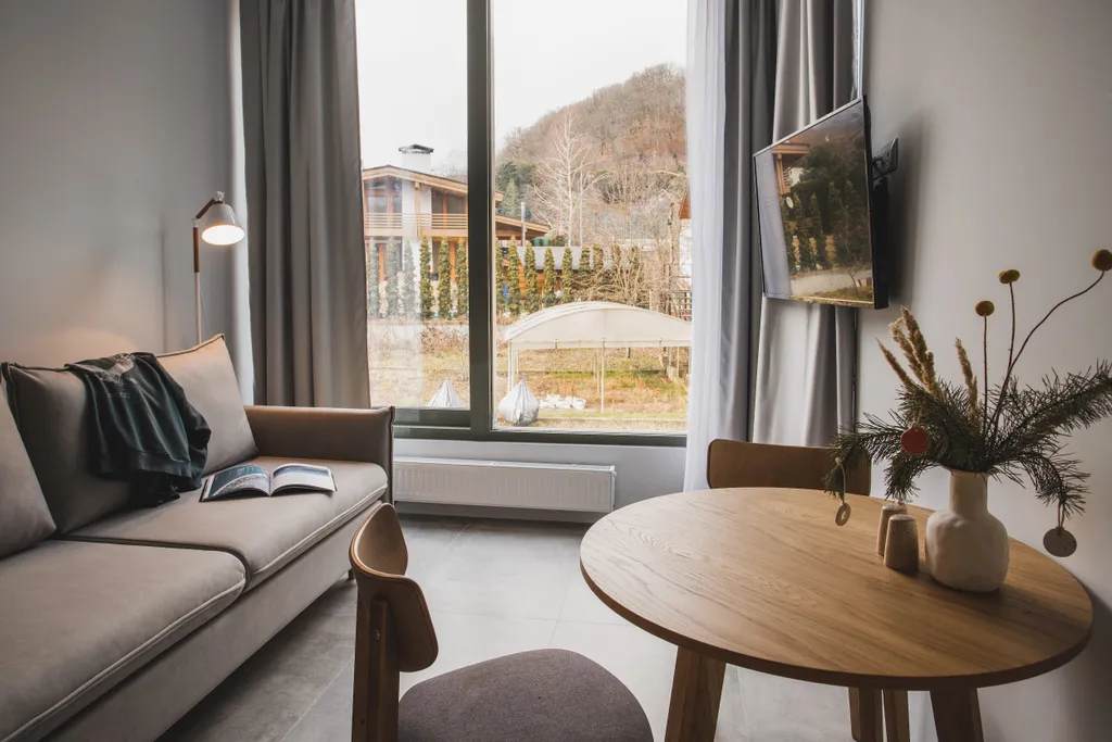 Квартира 1-комнатные апартаменты с видом на горы и бассейном — аренда посуточно в Красная Поляна