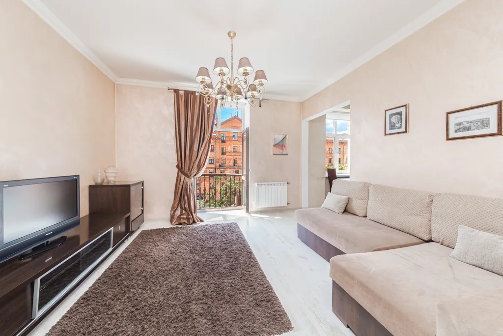 Апартаменты с кондиционером в центре на Октябрьской площади