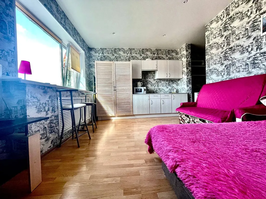 Студия в историческом центре с видом на Часовую башню