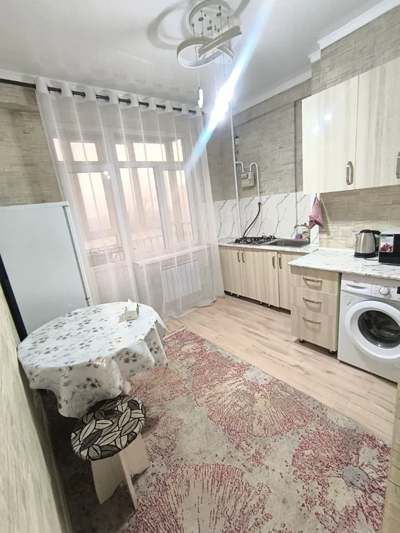 Уютная квартира на проспекте Жибек-Жолу