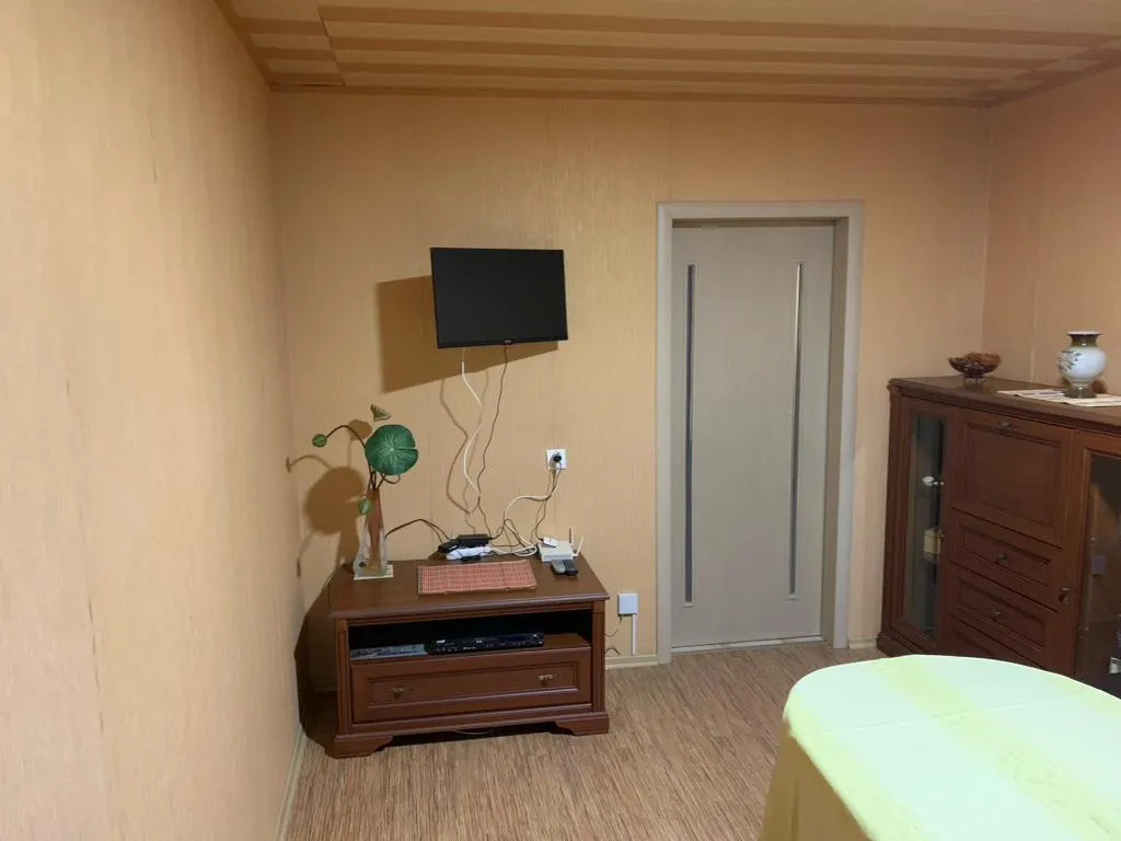 Трёхкомнатная квартира в микрорайоне Малиновка