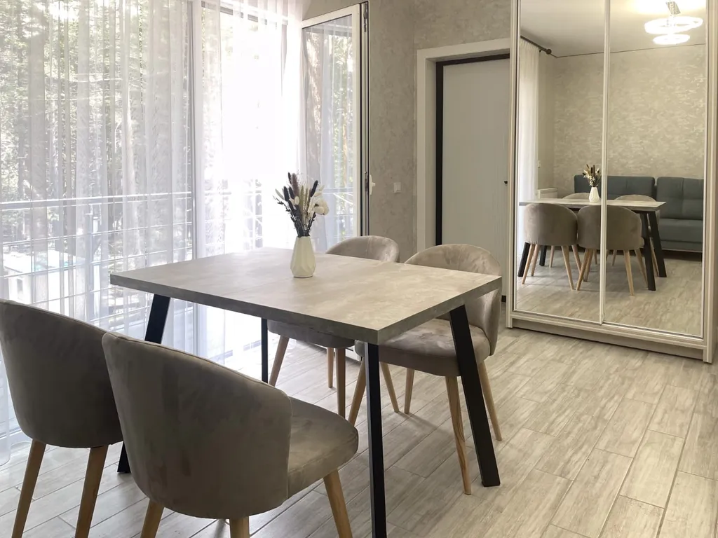 Квартира с балконом