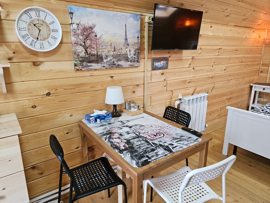 Таунхаус возле города с баней и купелью