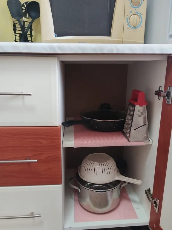 Благоустроенная квартира в тихом районе.