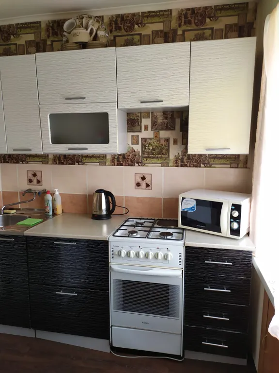 Уютная квартира в центре города — аренда посуточно в Искитим