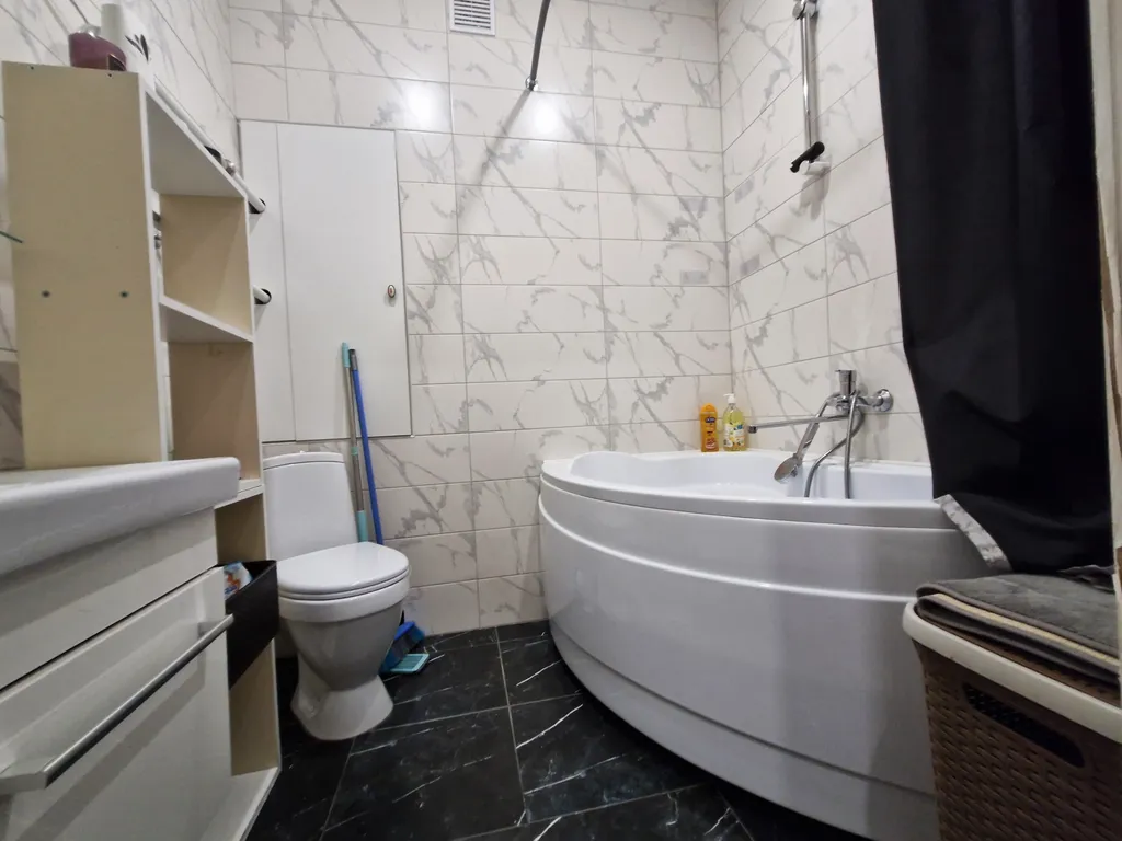 Квартира с большой ванной в Новом Пушкино