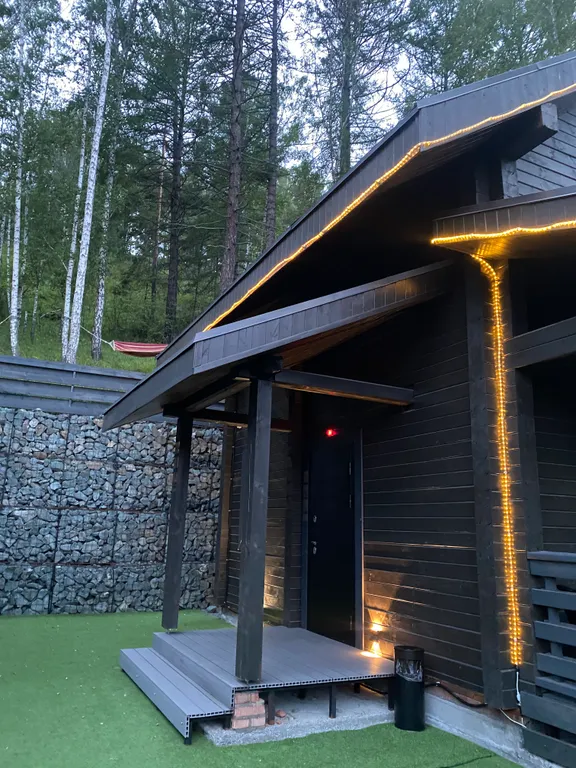 Малый коттедж с бассейном