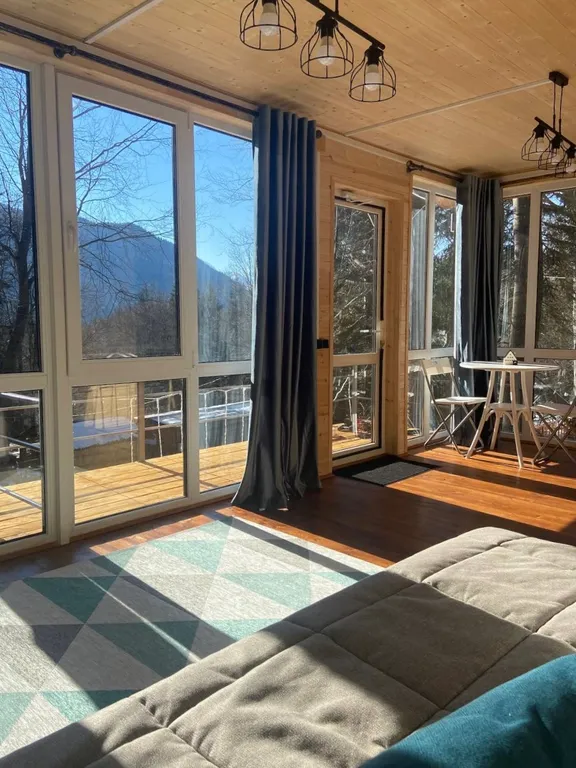 Панорамный домик