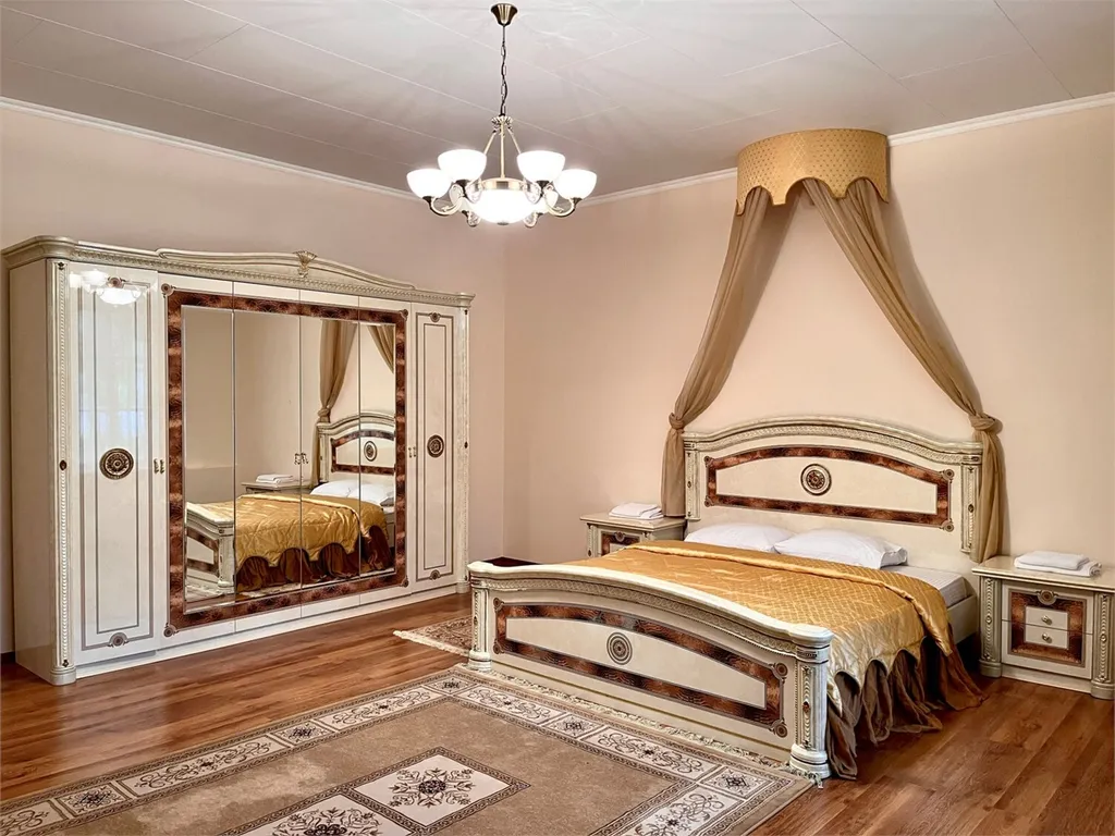 5-комнатный Дом