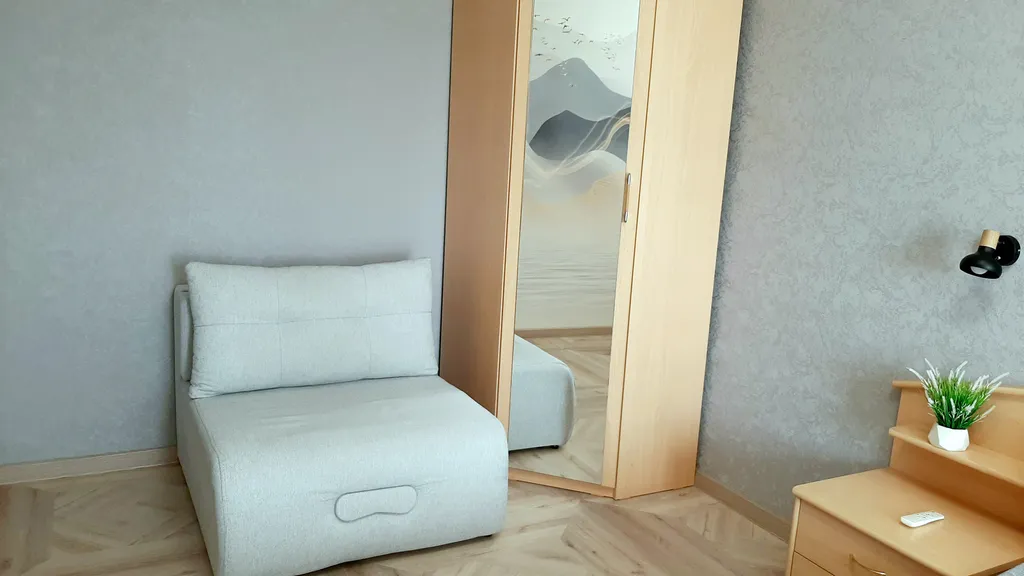 Большая квартира с отдельной кухней в тихом центре