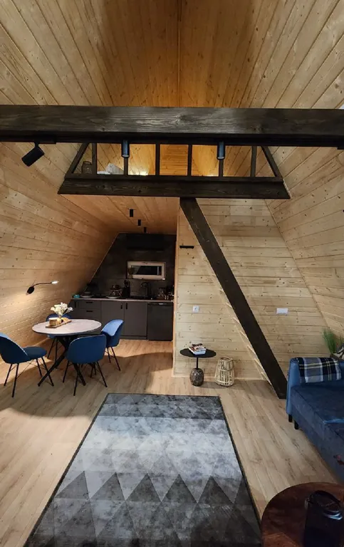 Треугольный дом в 25км от Минска с баней и горячей купелью в лесу