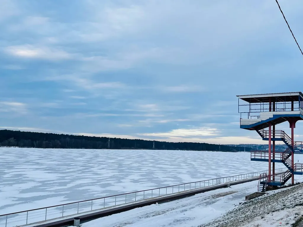 Уютный номер с выходом в сквер Волкова