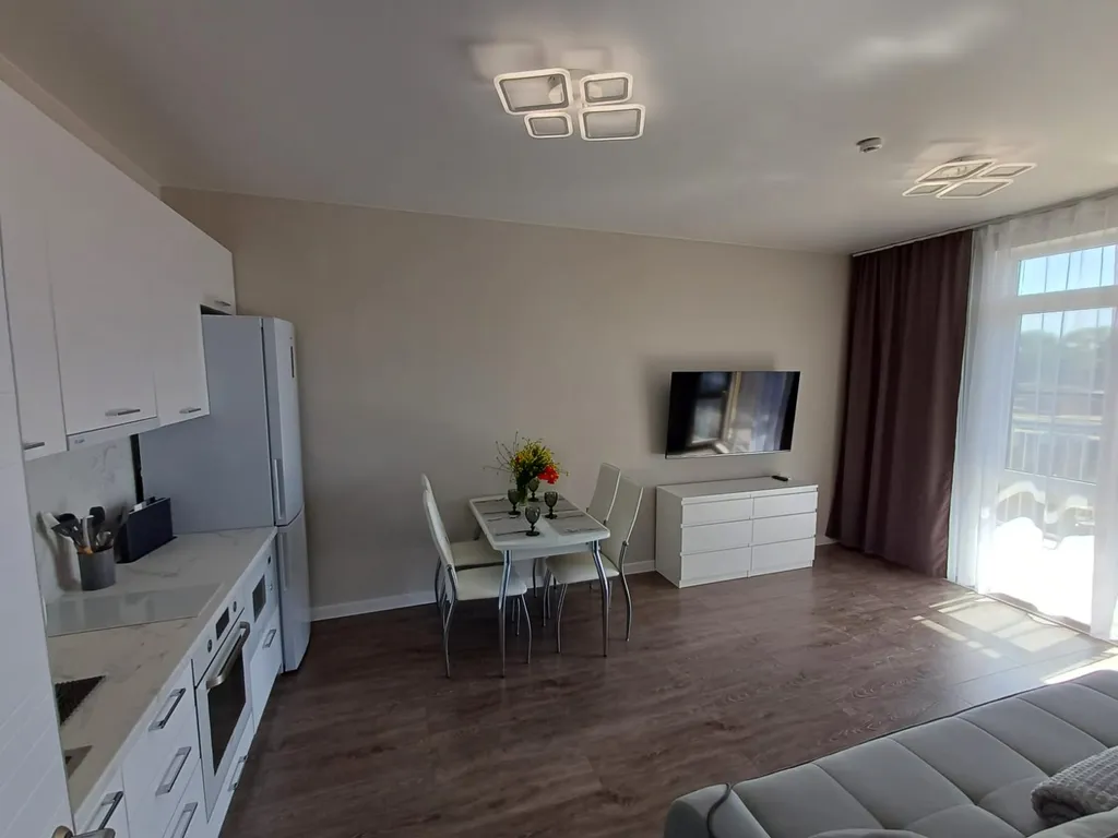 298 Квартира с бассейном на 4 человека