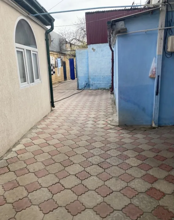 Уютная комната в частном доме в исторической части города