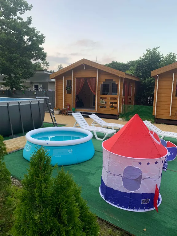 Дом с русской баней, банным чаном, бассейном