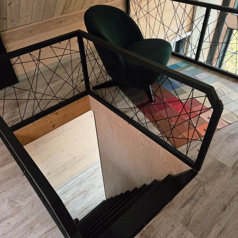 Домик на дереве Alderwood lodge