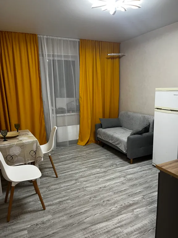 Уютная квартира в центре города рядом с набережной реки Томи