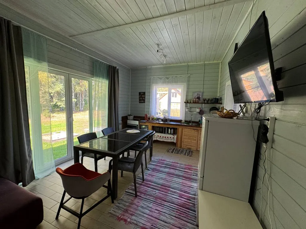 Дом на опушке с баней и видом на лес