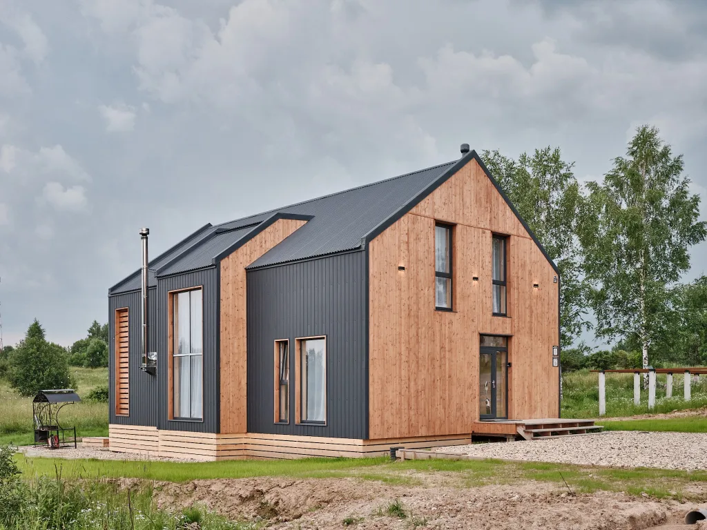 Двухэтажный дом 472 с банным чаном и камином