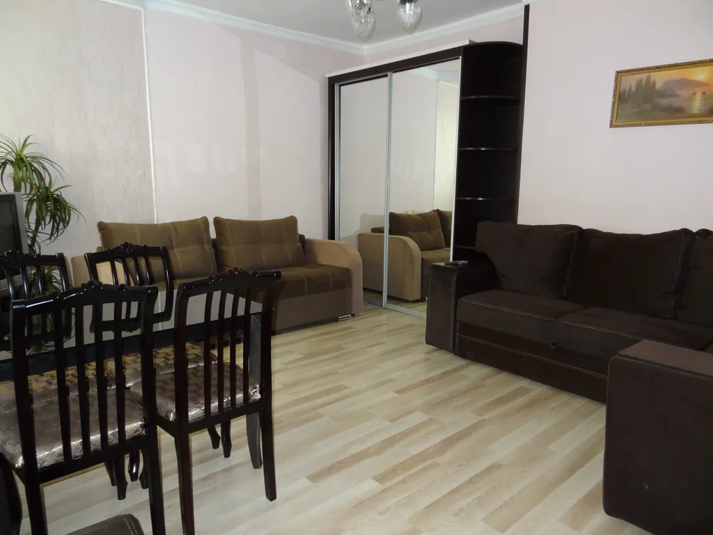 Коттедж 2-комнатный Дом — аренда посуточно в Евпатория