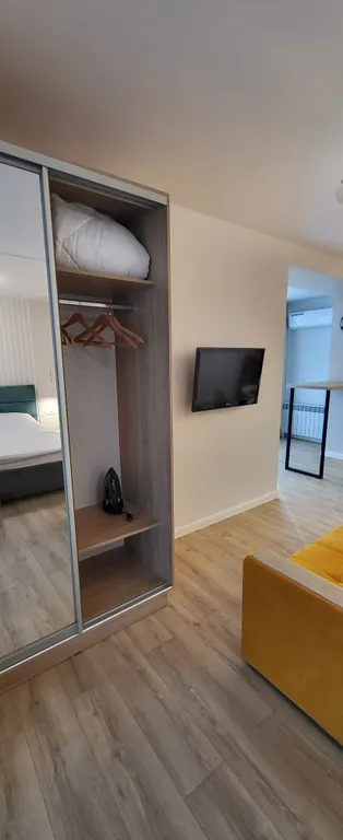 Апартаменты в самом центре рядом с вокзалом с охраняемой парковкой