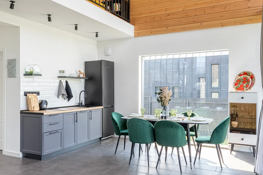 Современный барн с панорамными видами вблизи Сорачан