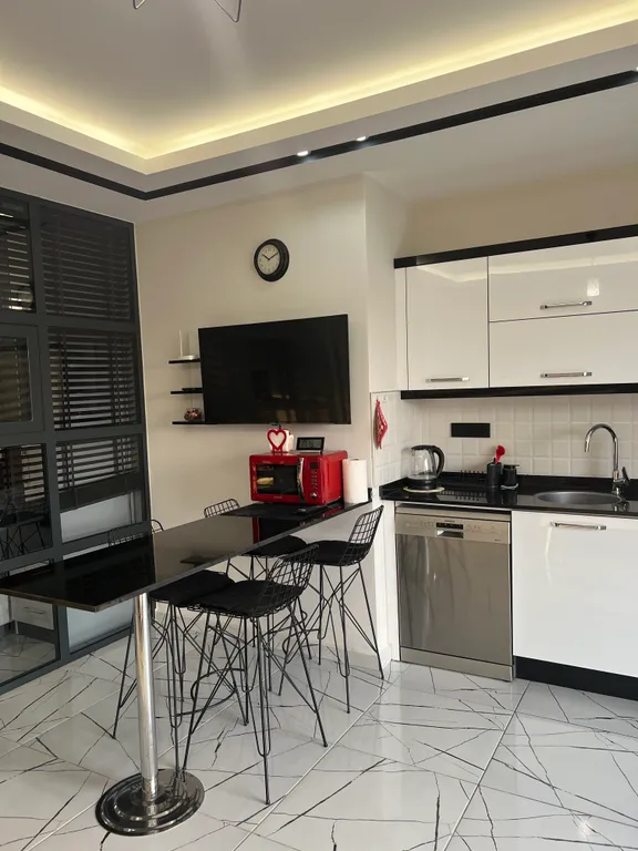 Уютная квартира с шикарным видом на море и крепость в центре