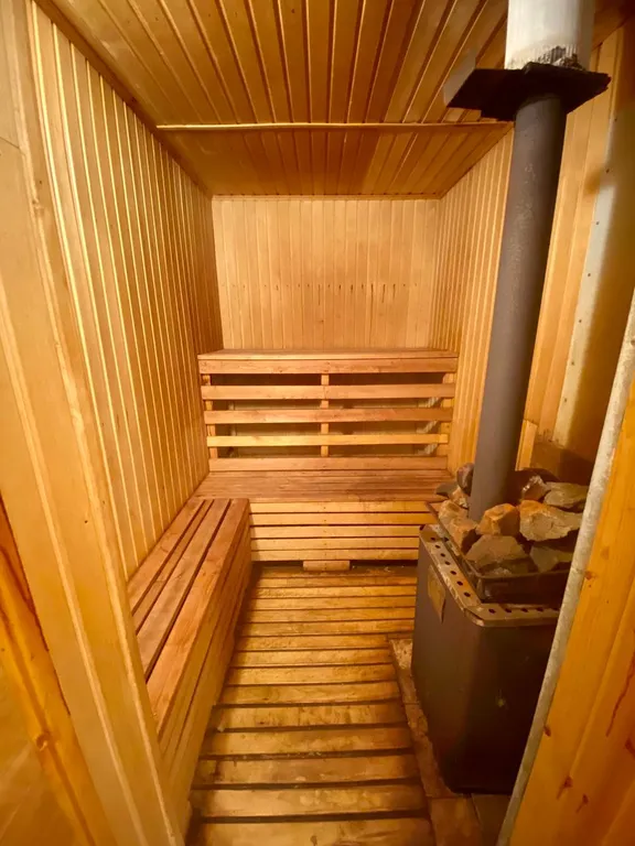 Коттедж Домик между обрывом и маяком — Лебяжье