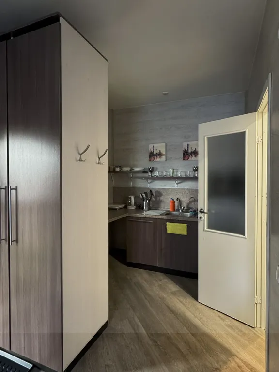 Коттедж Однокомнатный домик с террасой и мангалом — Новосибирск