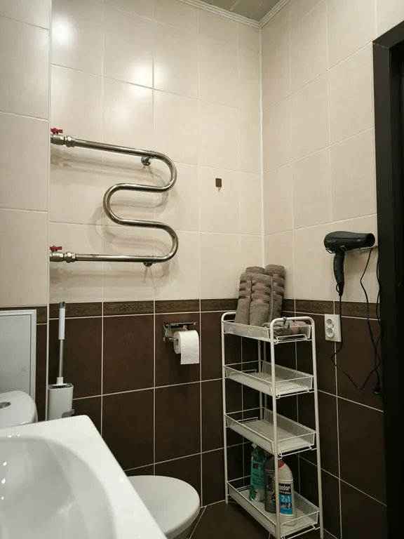 Высокий этаж, изолированные комнаты