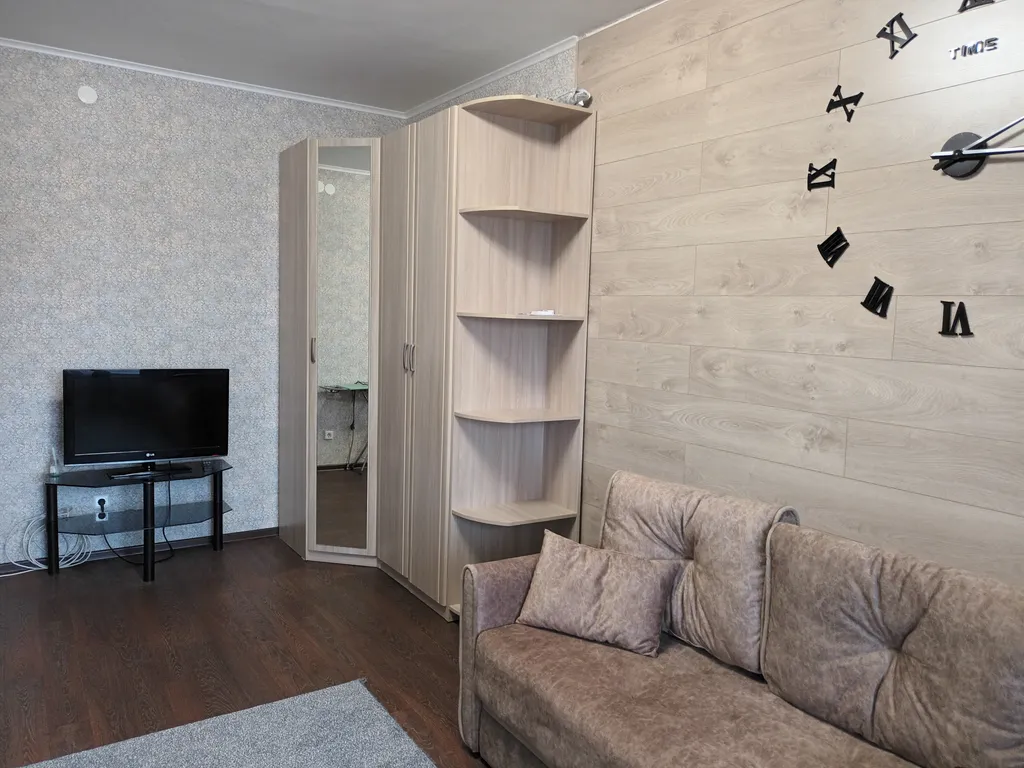 Уютная и очень теплая квартира в развитом районе города! — аренда посуточно в Борисовичи