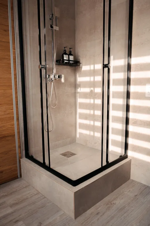 Уютный двухэтажный дом у склонов в Шерегеше