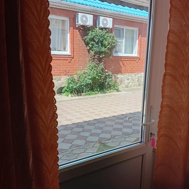 Двухкомнатный семейный номер на 6 человек