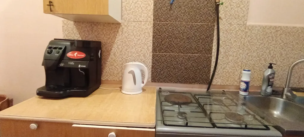 Уютный гостевой дом с частными комнатами и общим санузлом