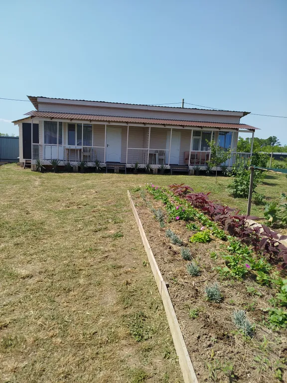 Коттедж Комфортный гостевой домик для тихого спокойного отдыха у моря — Кучугуры